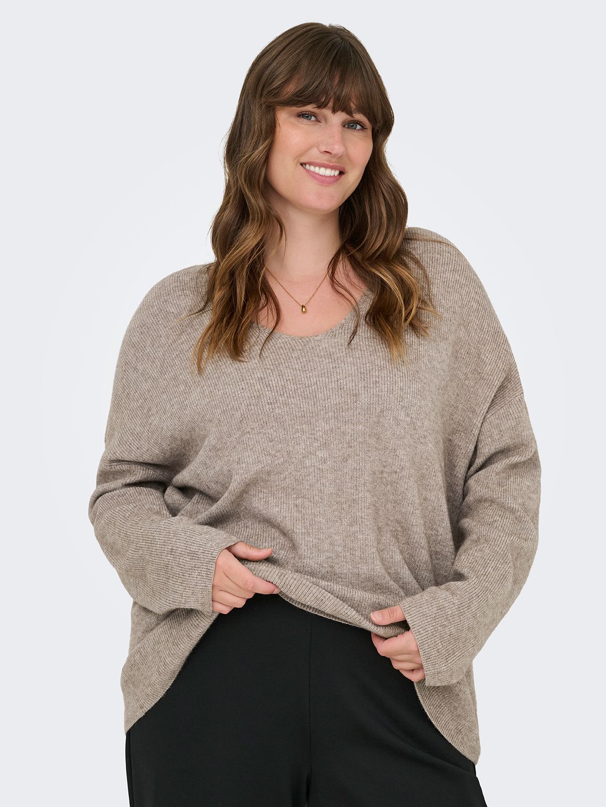 Caribi long-sleeve rib loose V-neck knit top