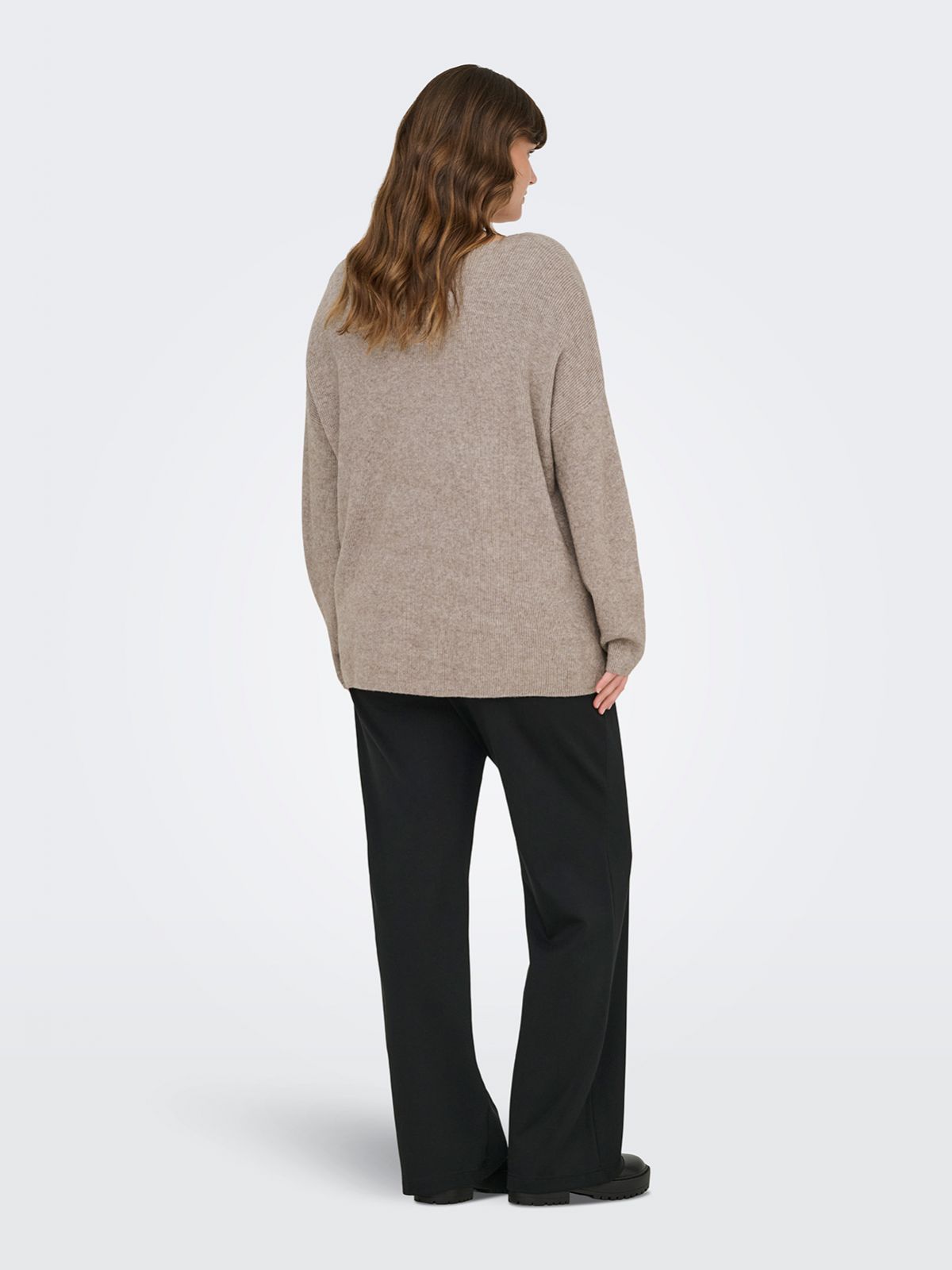 Caribi long-sleeve rib loose V-neck knit top