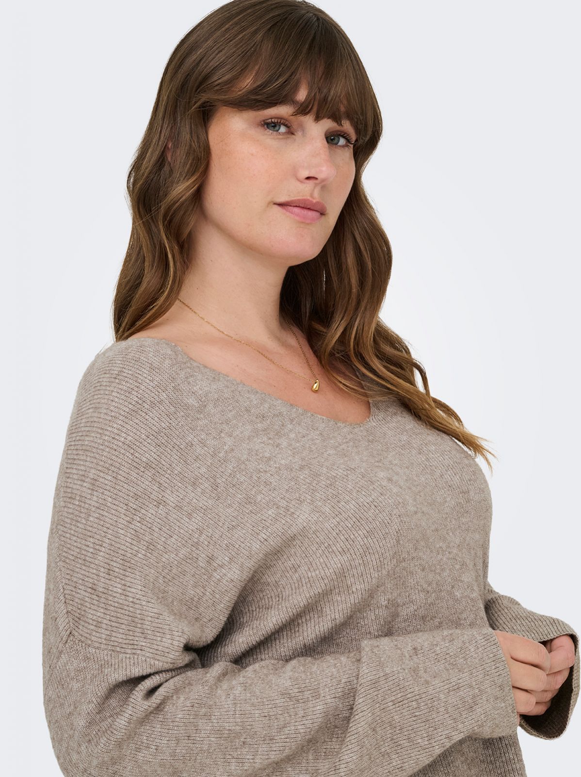 Caribi long-sleeve rib loose V-neck knit top