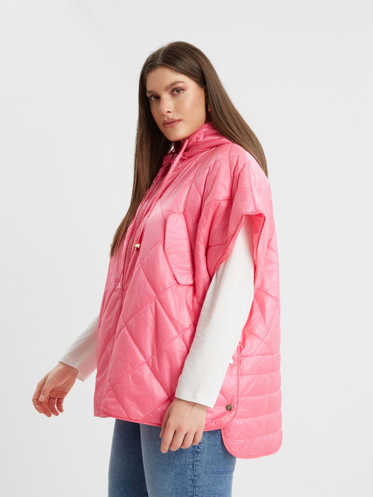 Quilted short-sleeve cape jacket