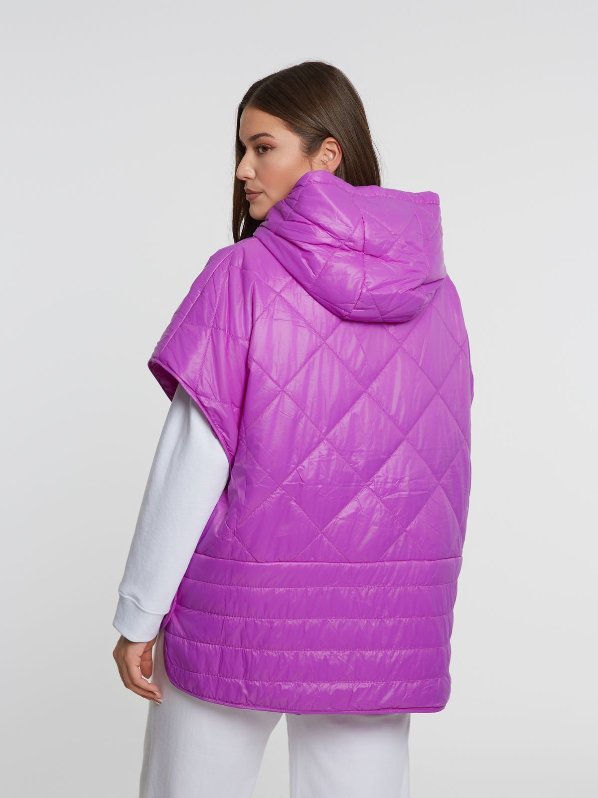 Quilted short-sleeve cape jacket