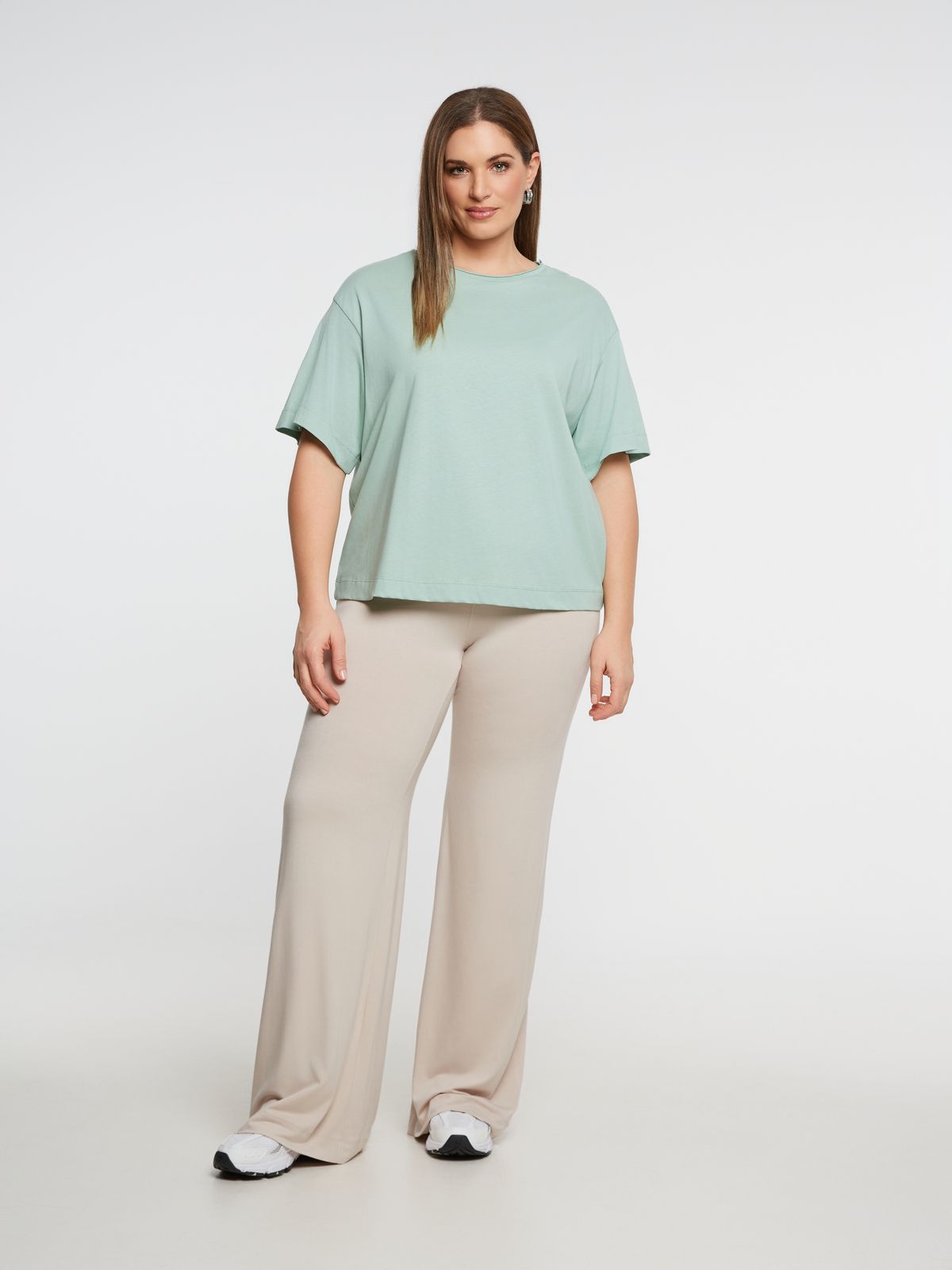 Relaxed fit basic cotton t-shirt