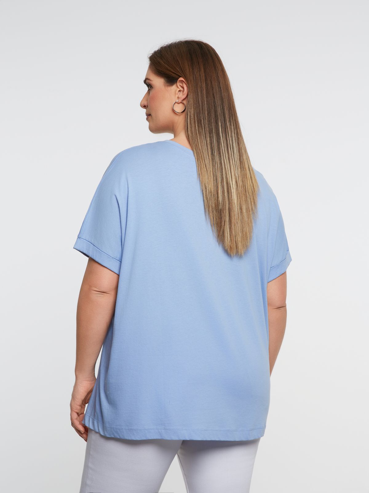 Relaxed fit cotton t-shirt with split hem