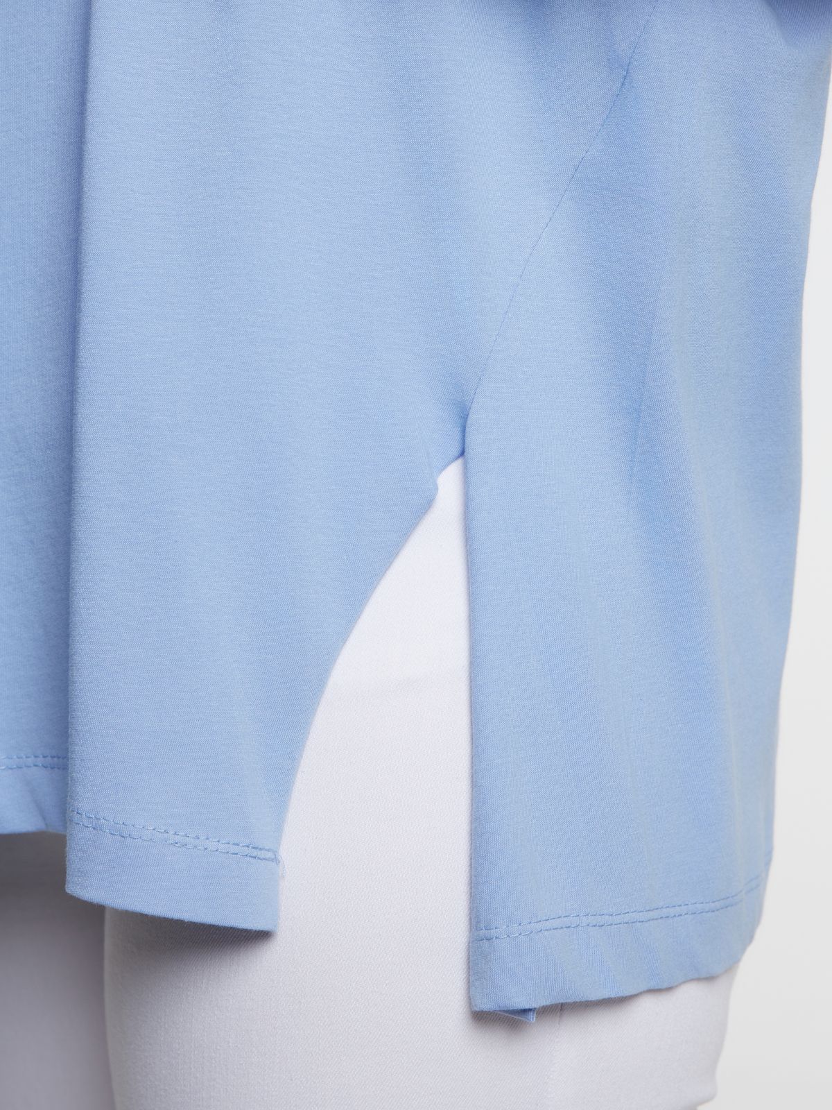 Relaxed fit cotton t-shirt with split hem