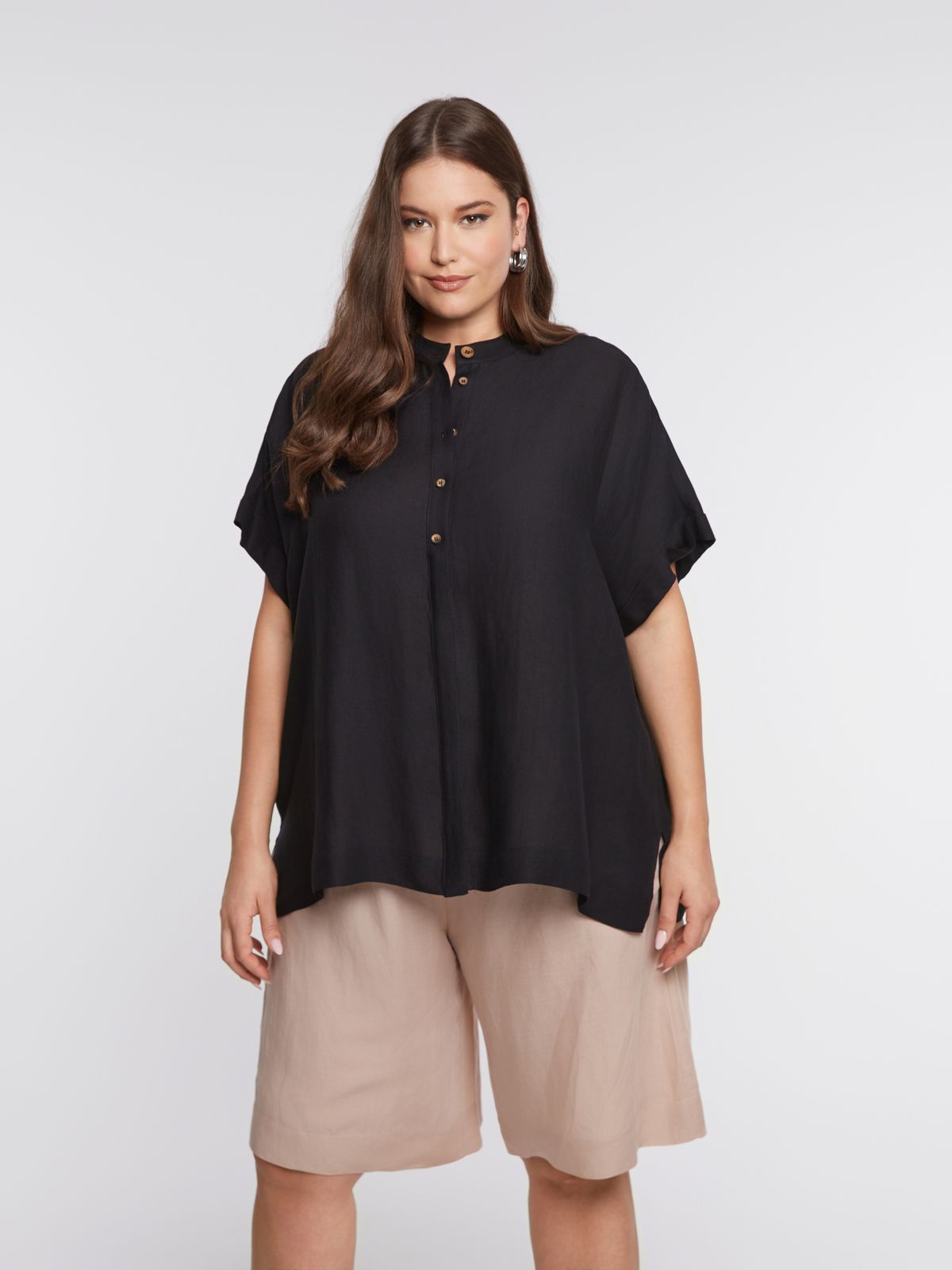Relaxed linen-blend boxy shirt with mandarin collar 