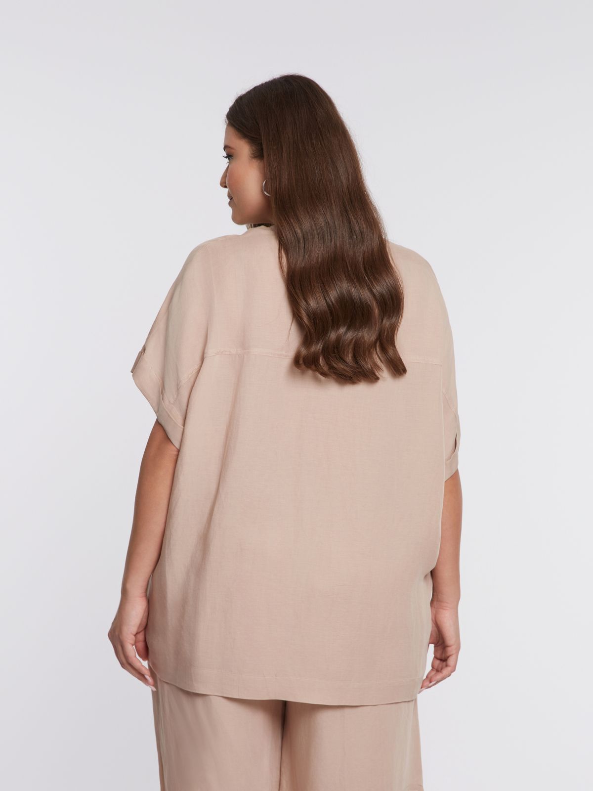 Relaxed linen-blend boxy shirt with mandarin collar 