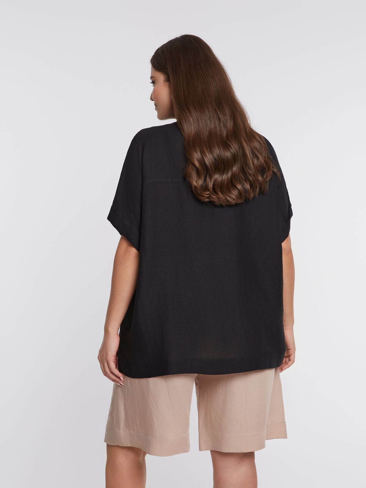 Relaxed linen-blend boxy shirt with mandarin collar 