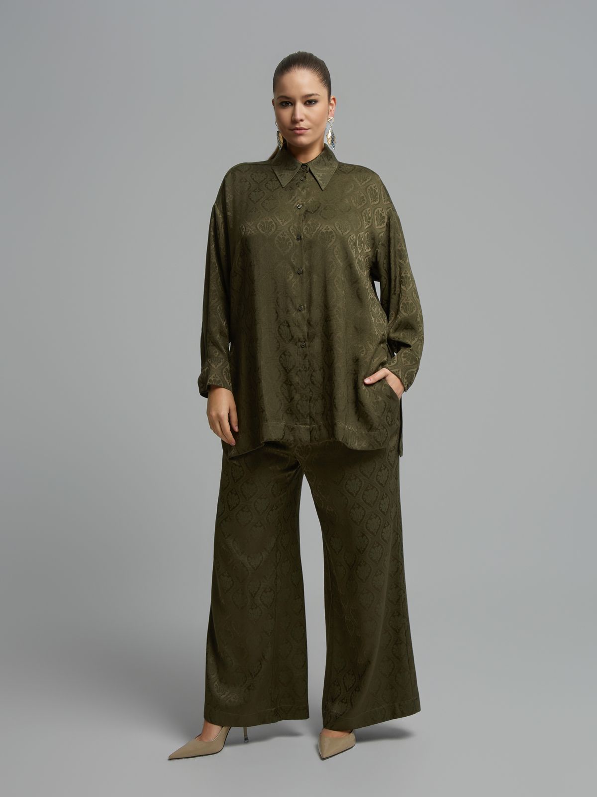 Satin longline shirt with baroque print