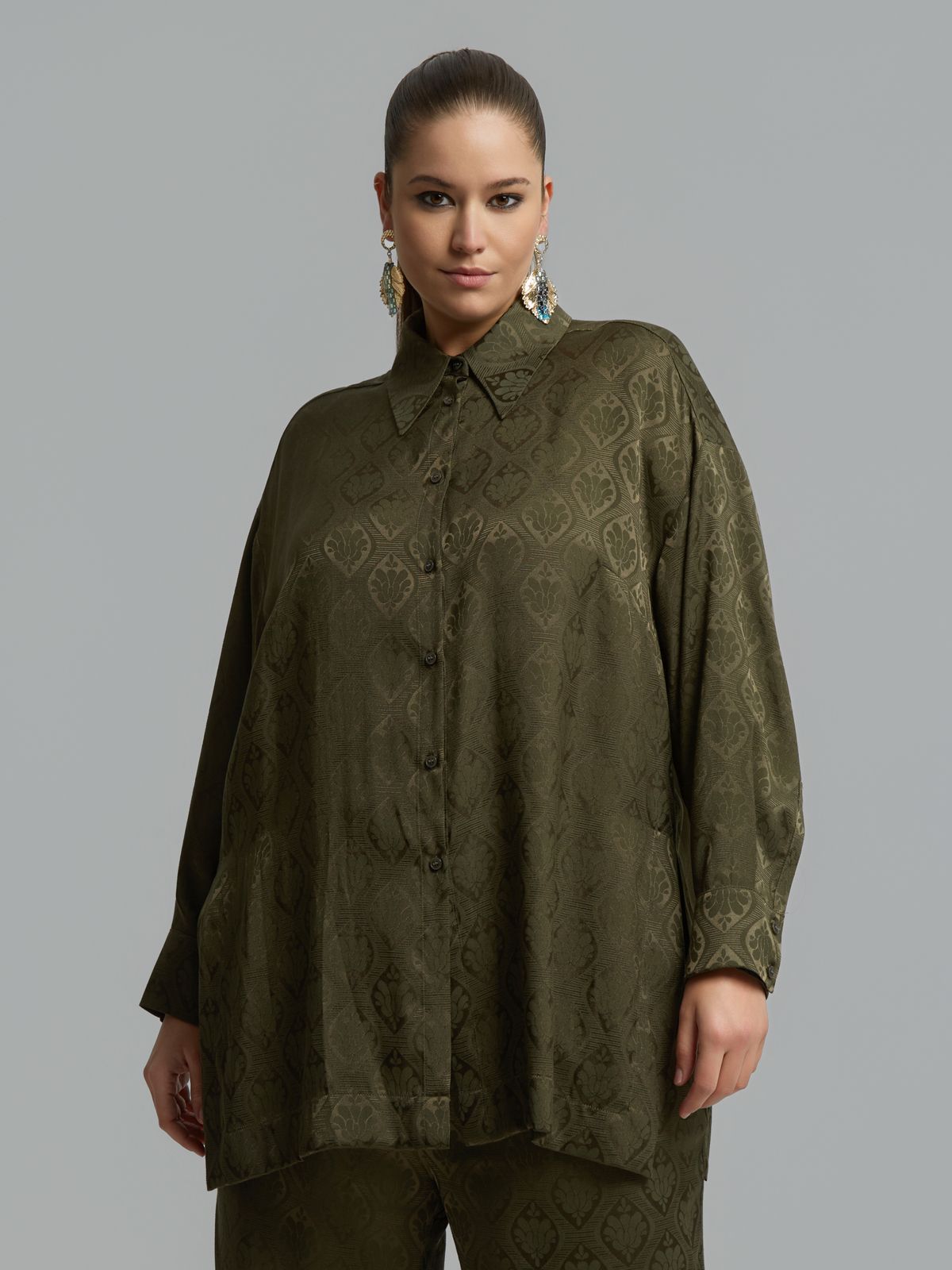Satin longline shirt with baroque print