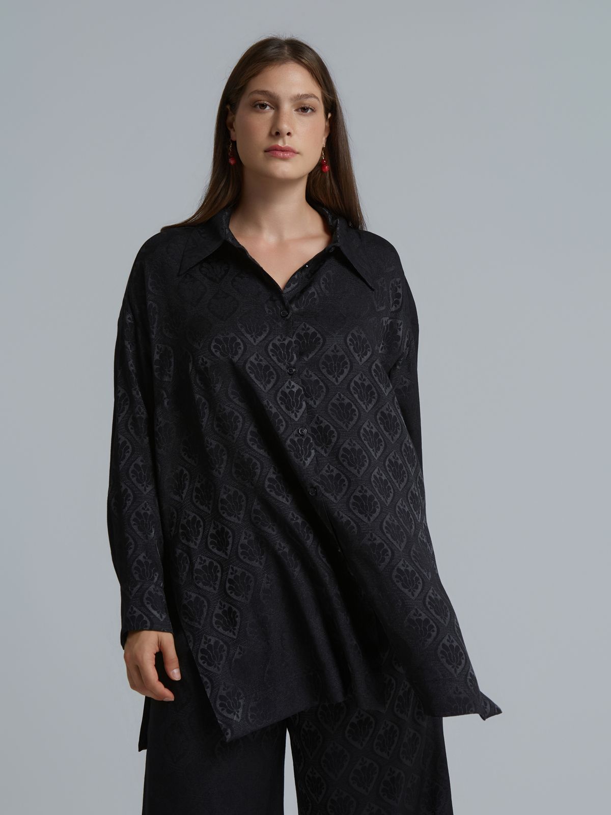 Satin longline shirt with baroque print