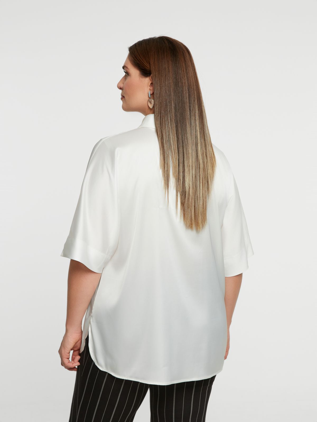 Satin short-sleeve shirt