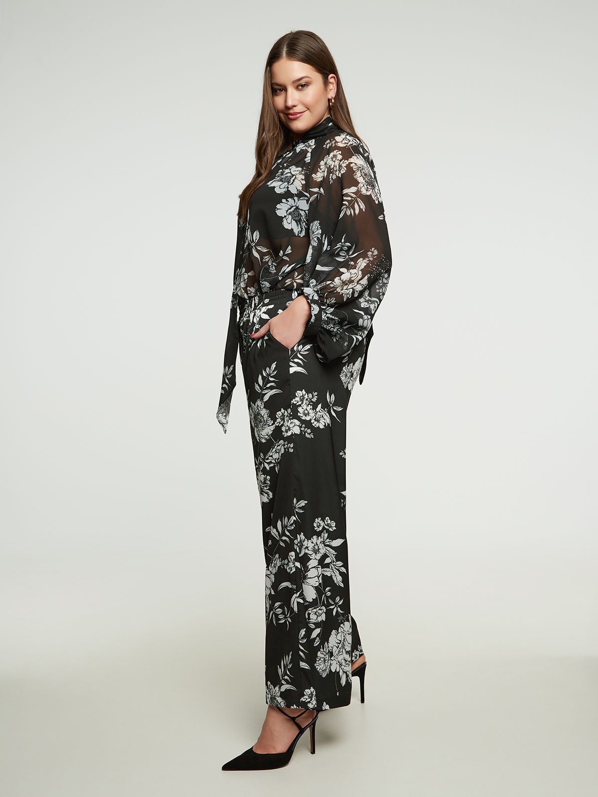 Satin wide-leg pants in floral print