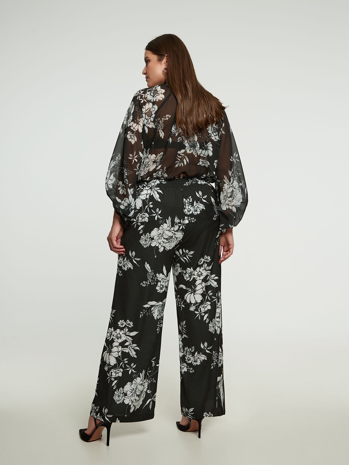 Satin wide-leg pants in floral print