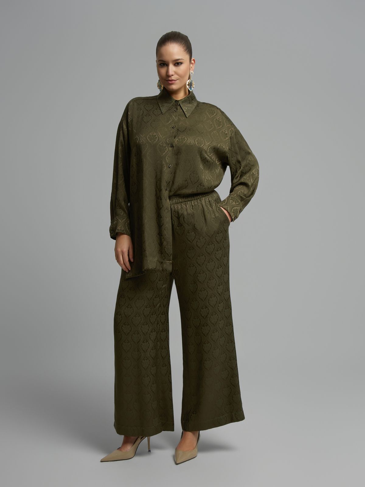 Satin wide-leg trousers with baroque print