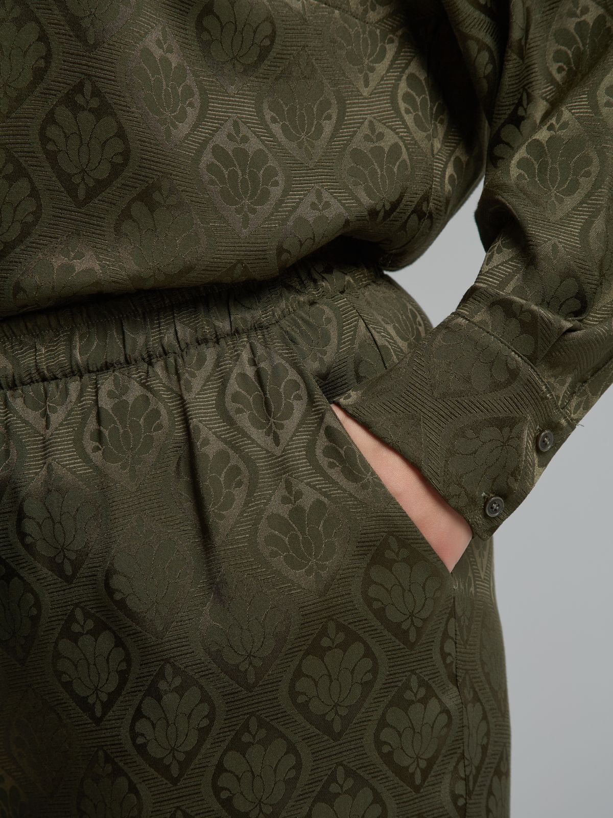 Satin wide-leg trousers with baroque print