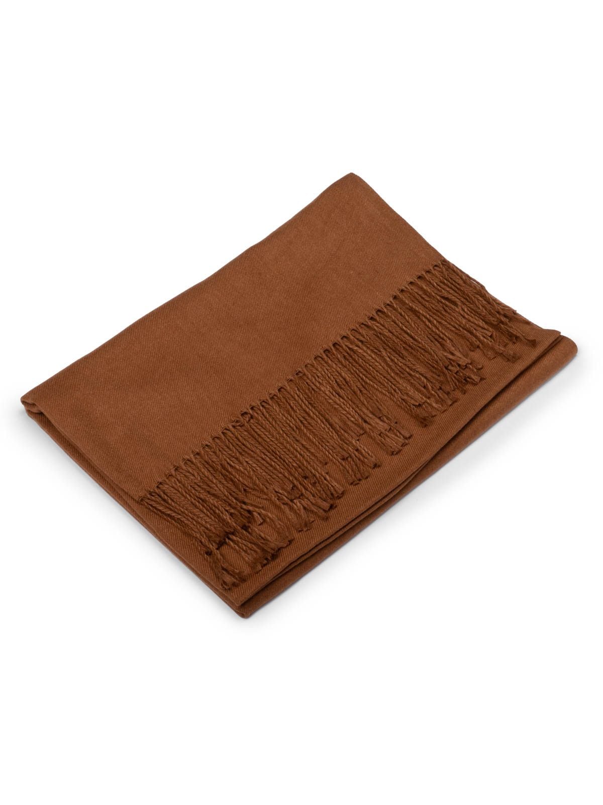 Warm scarf with fringe detail