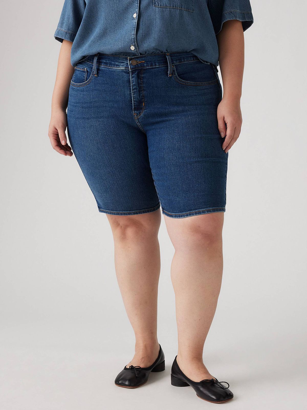 Shaping Bermuda Shorts