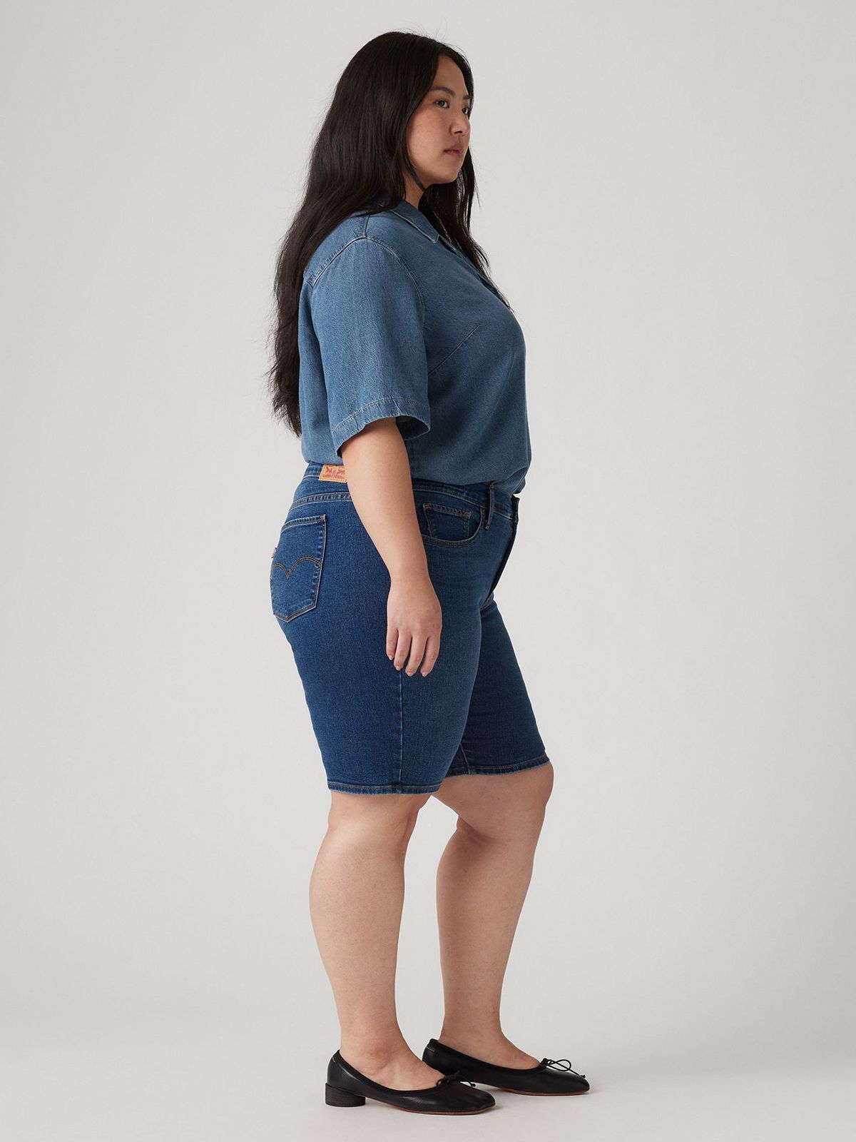 Shaping Bermuda Shorts