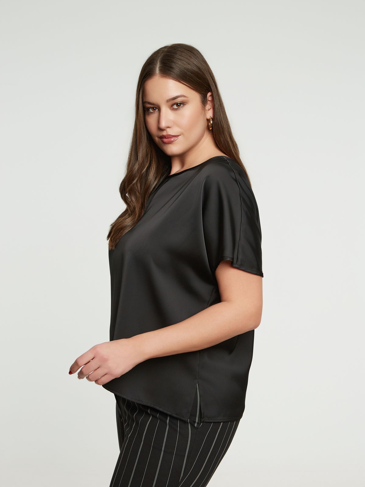 Short-sleeve satin blouse with back ties