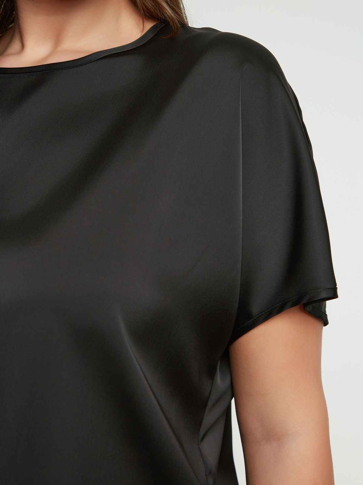 Short-sleeve satin blouse with back ties