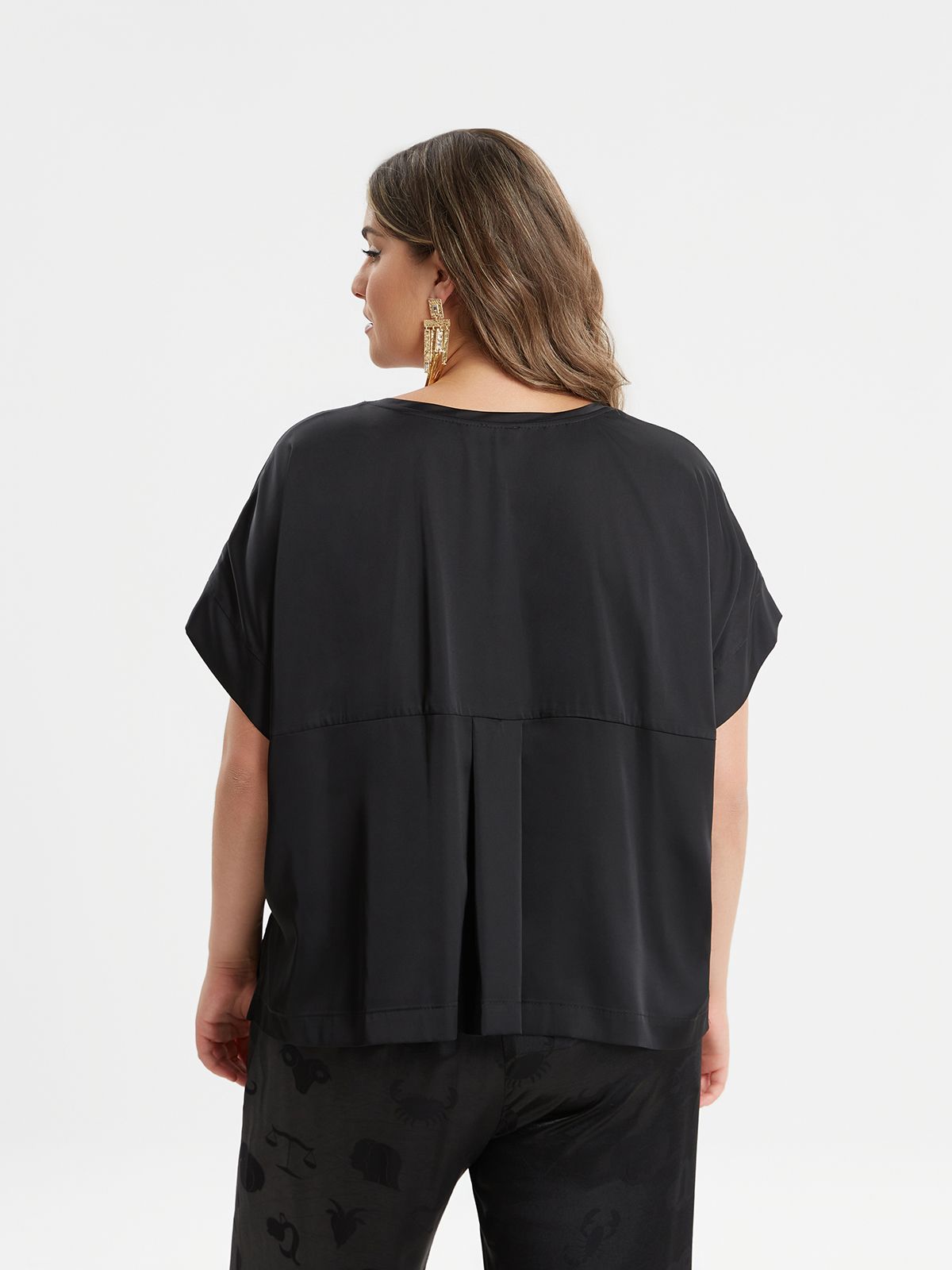 Short-sleeve satin blouse