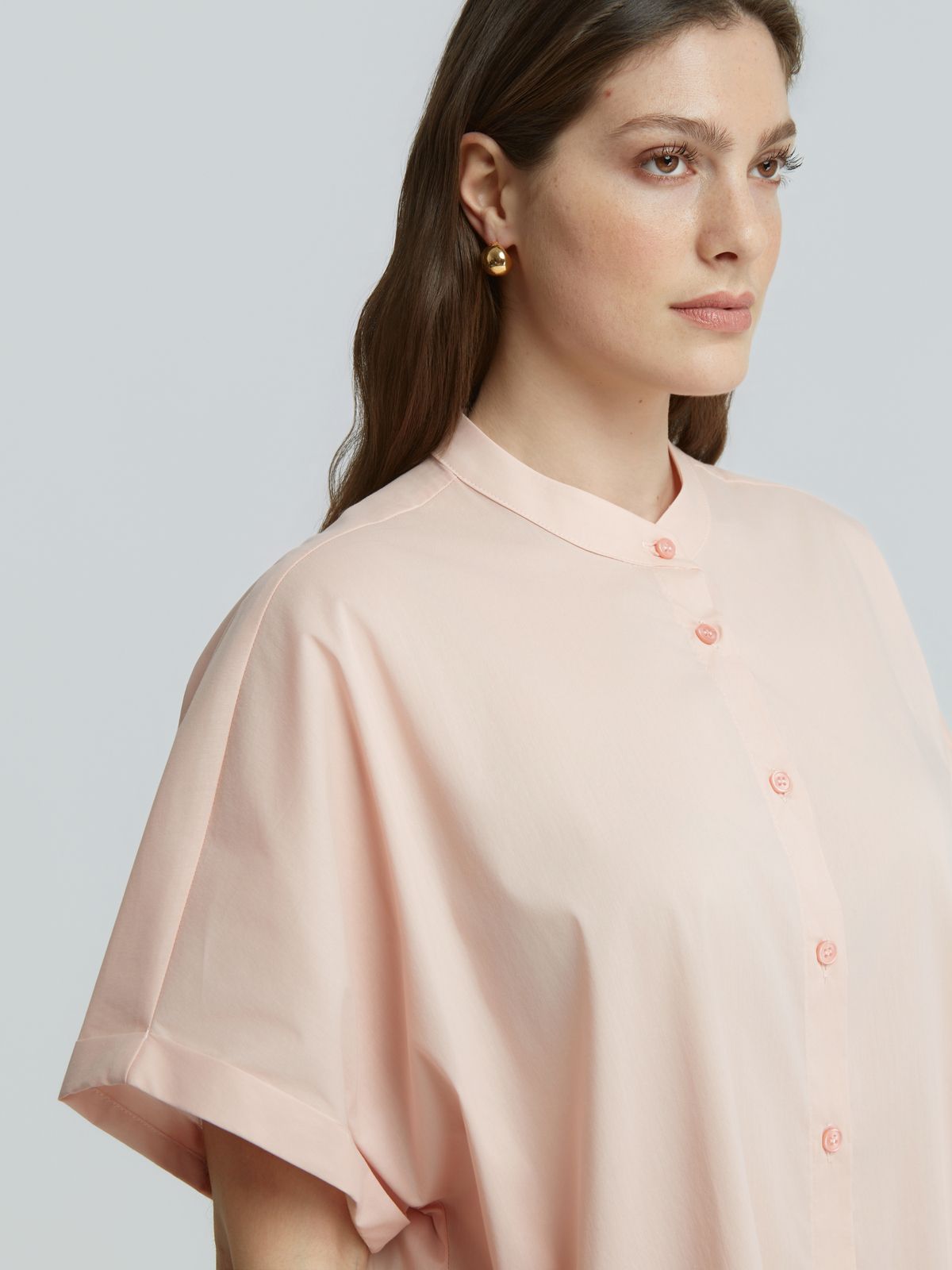 Short-sleeve shirt with 