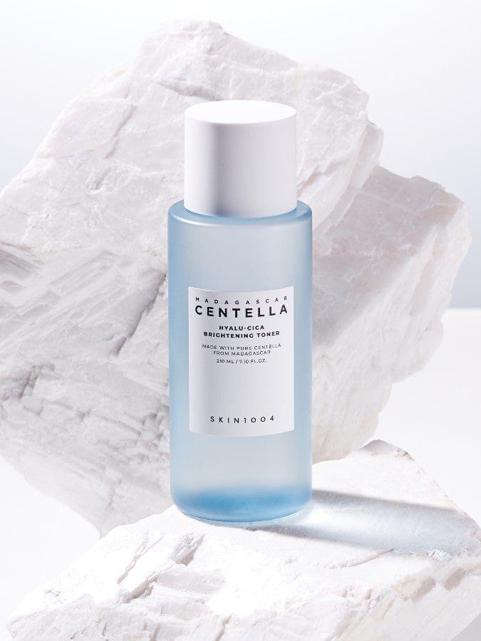 Skin1004 Madagascar Centella Hyalu-Cica Brightening Toner 30ml
