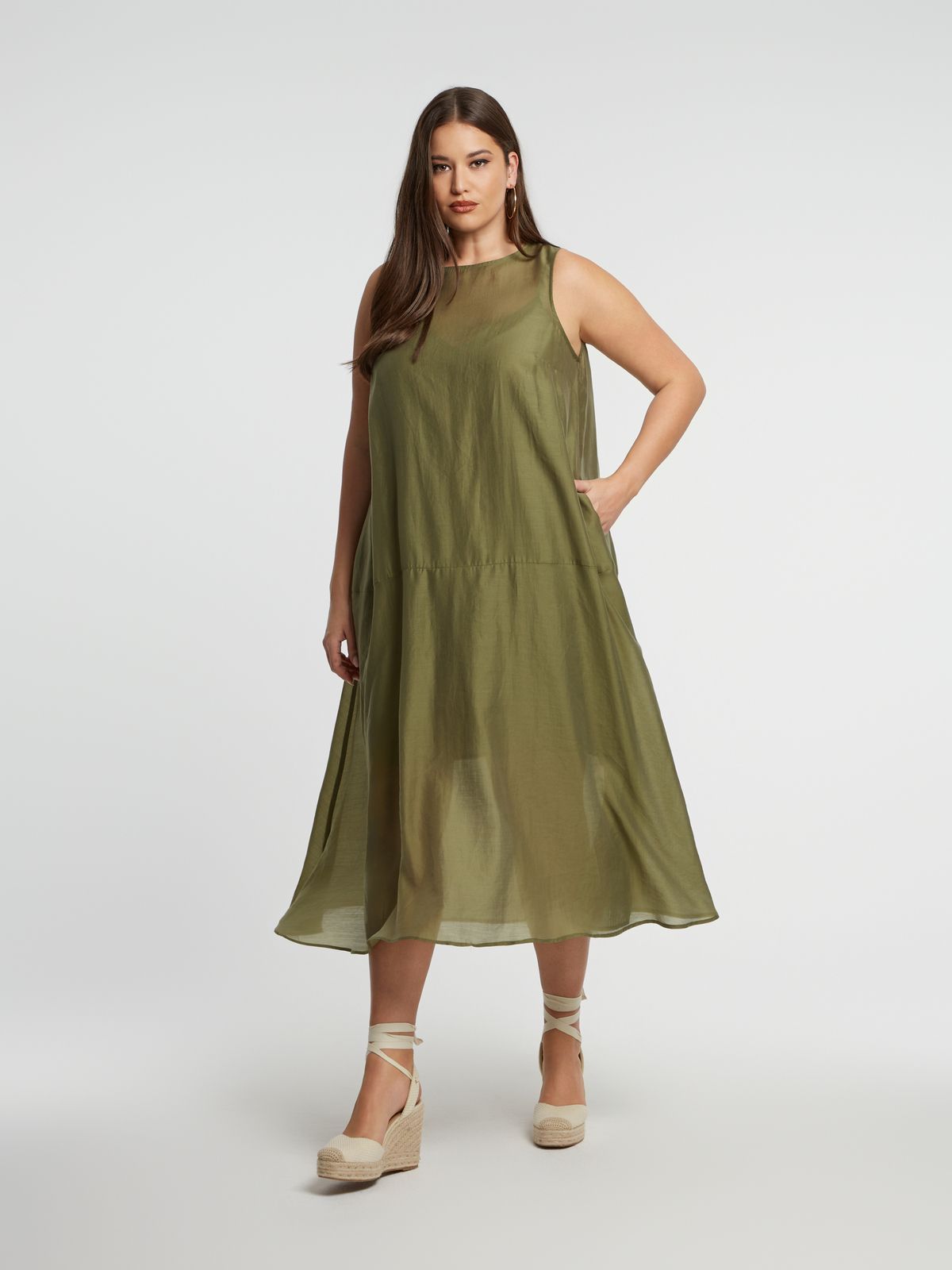 Sleeveless A-line maxi dress in lyocell-polyester blend
