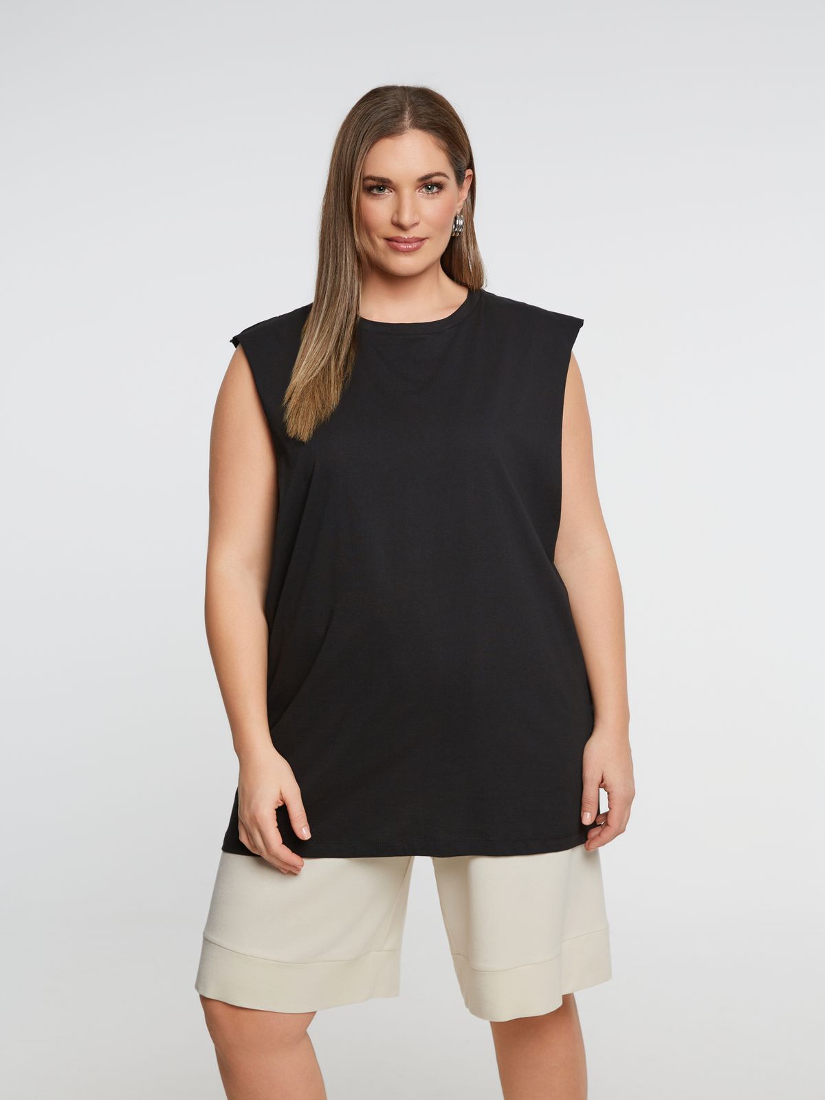 Sleeveless basic cotton tunic top