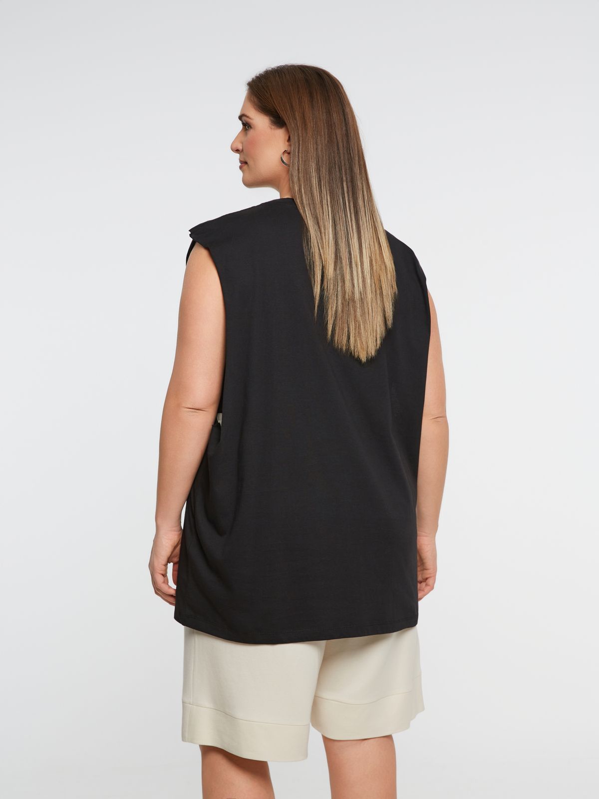 Sleeveless basic cotton tunic top