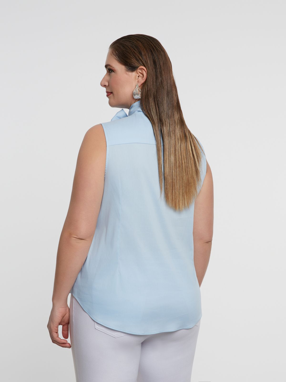 Sleeveless button-down blouse with bow detail