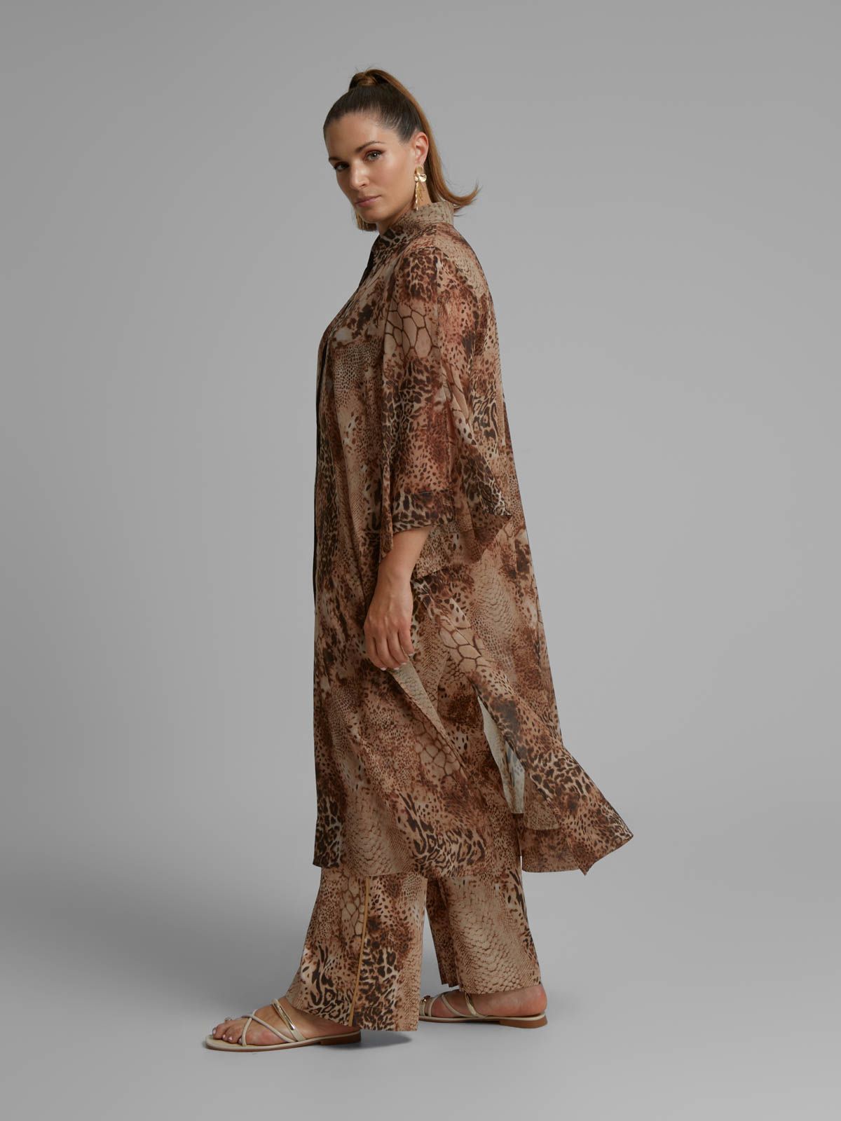 Snake print chiffon long shirt