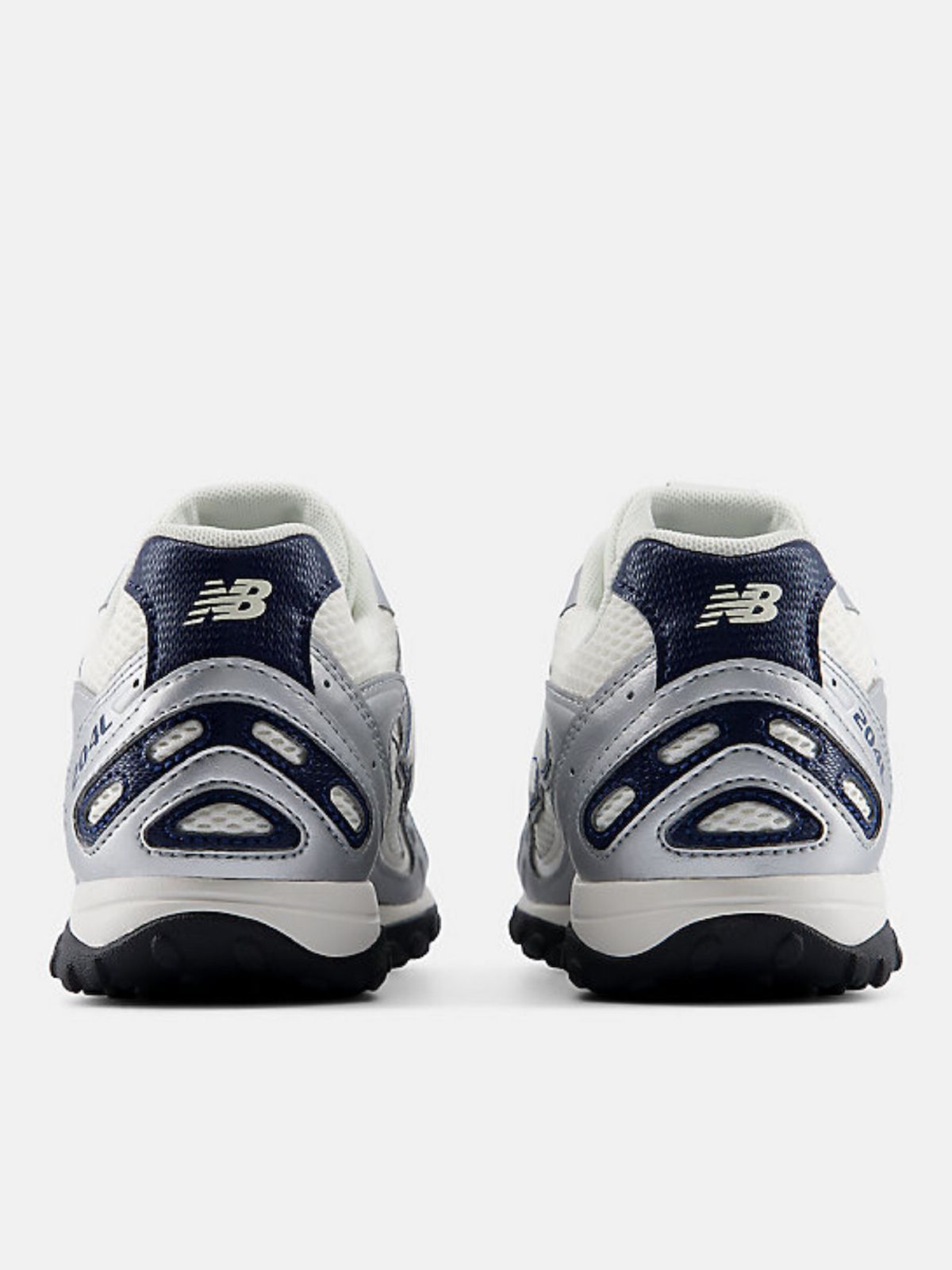 Sneakers 204L Sea Salt/Silver Metallic/Navy