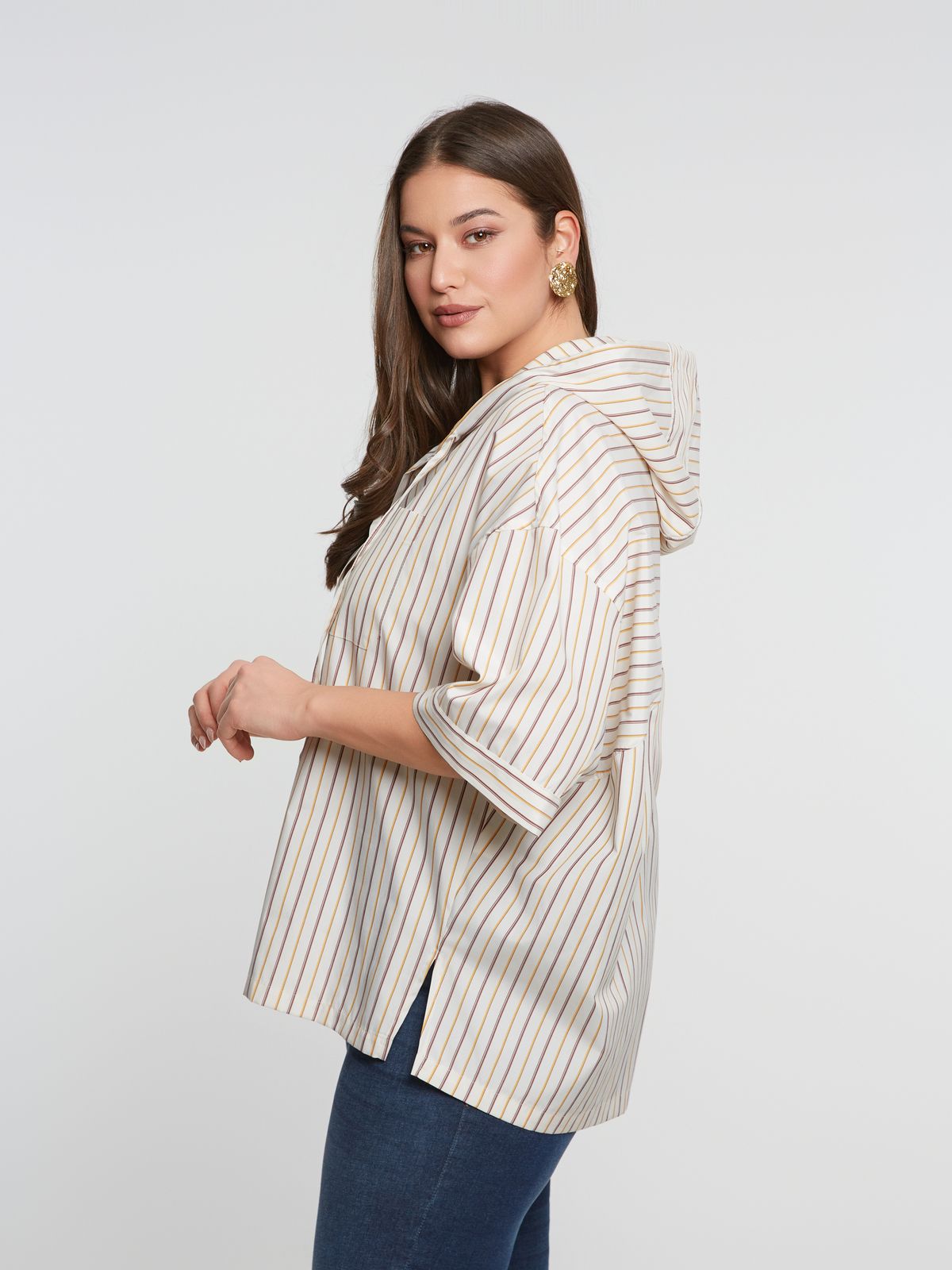 Striped short-sleeve hooded shirt