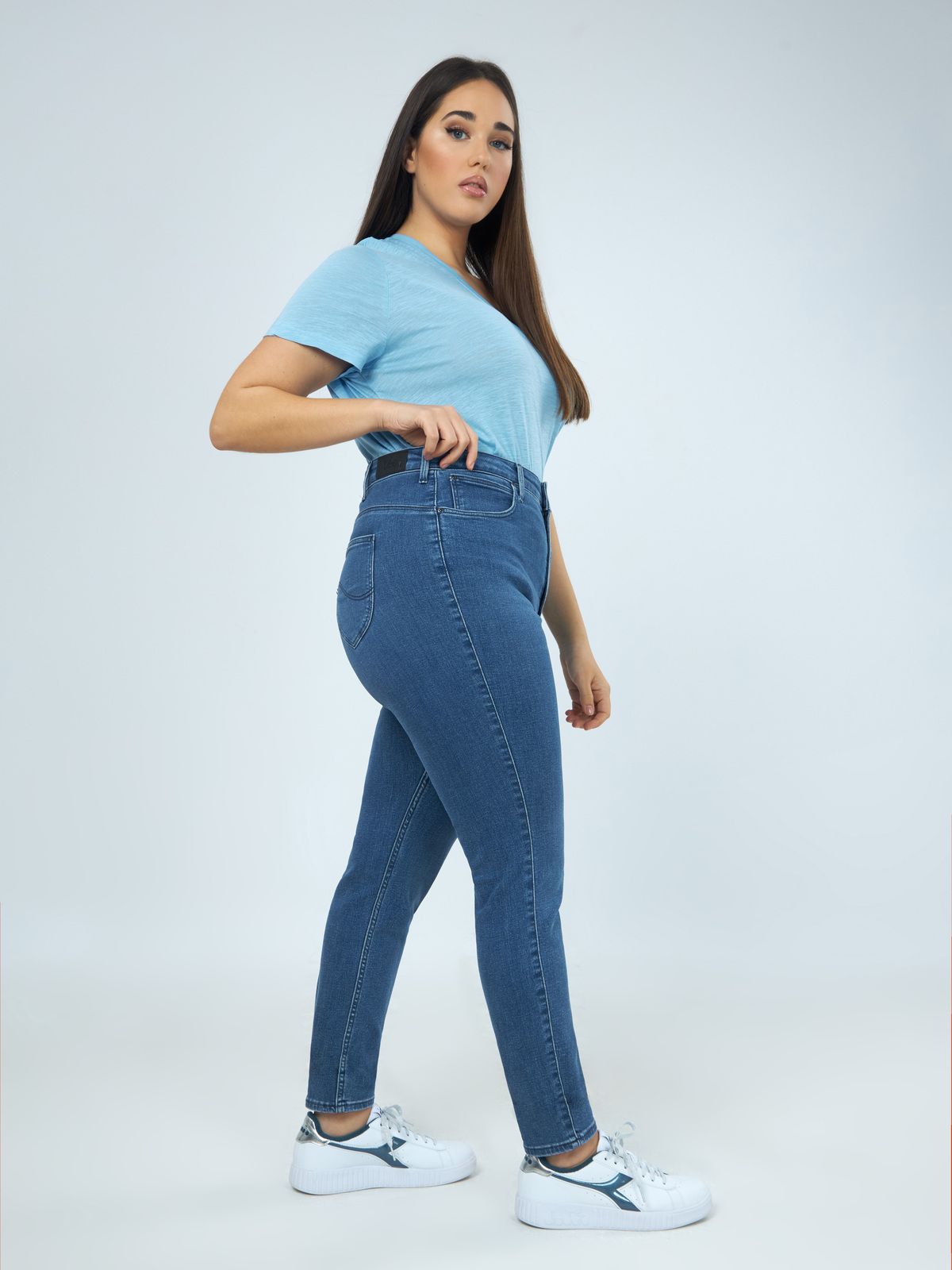 Super High Scarlett Mid Evita Jeans