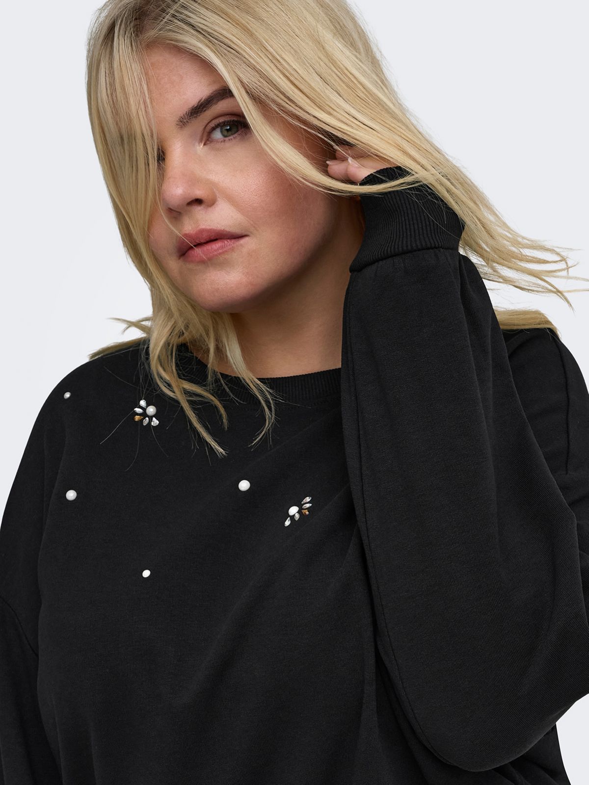 Caramber long-sleeve sweatshirt