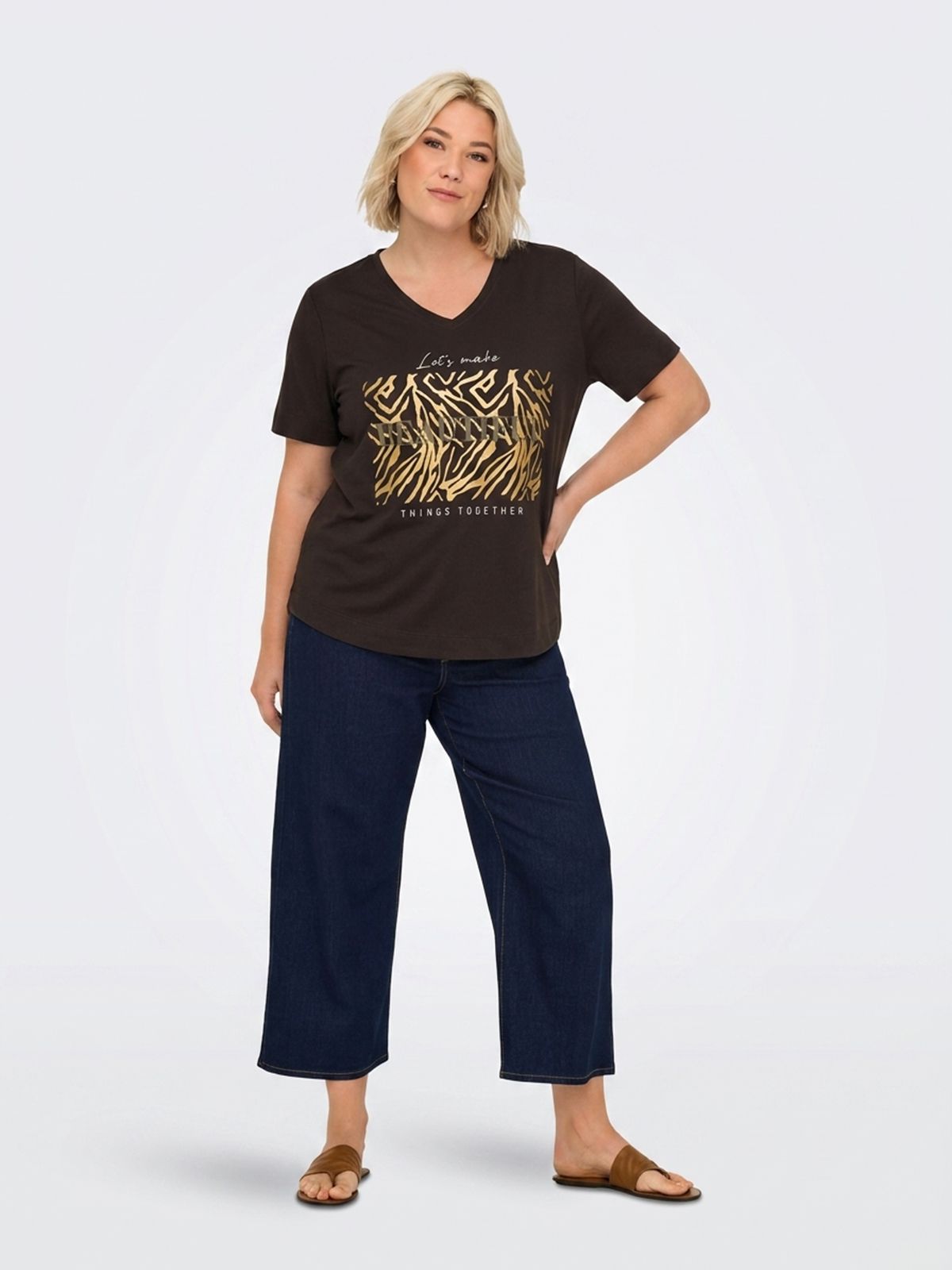 Carnicky V-neck regural tee