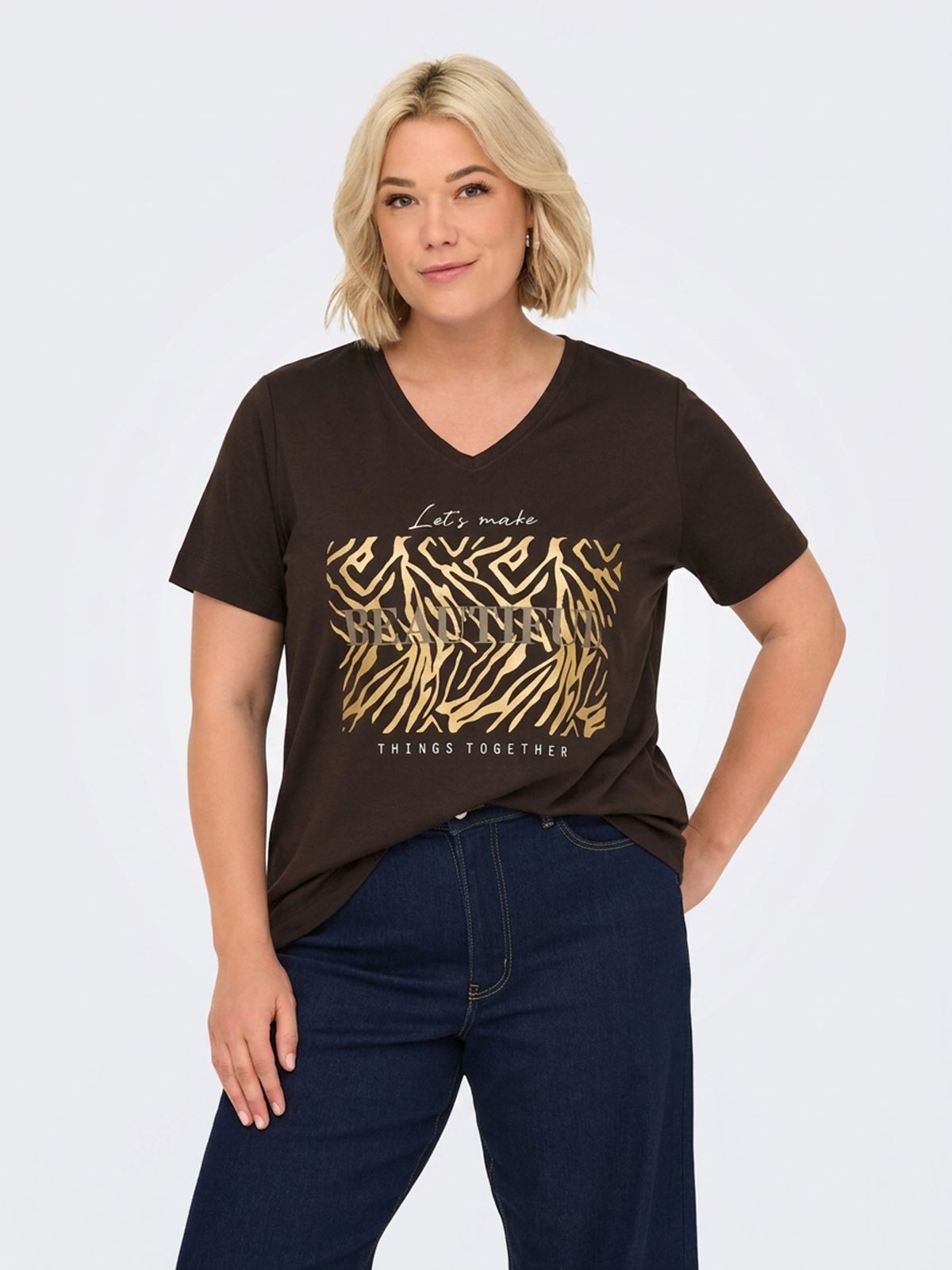 Carnicky V-neck regural tee