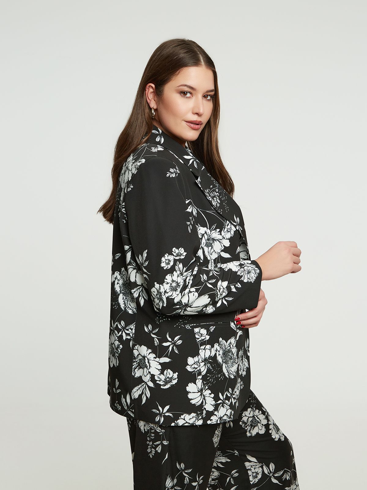 Tailored floral blazer