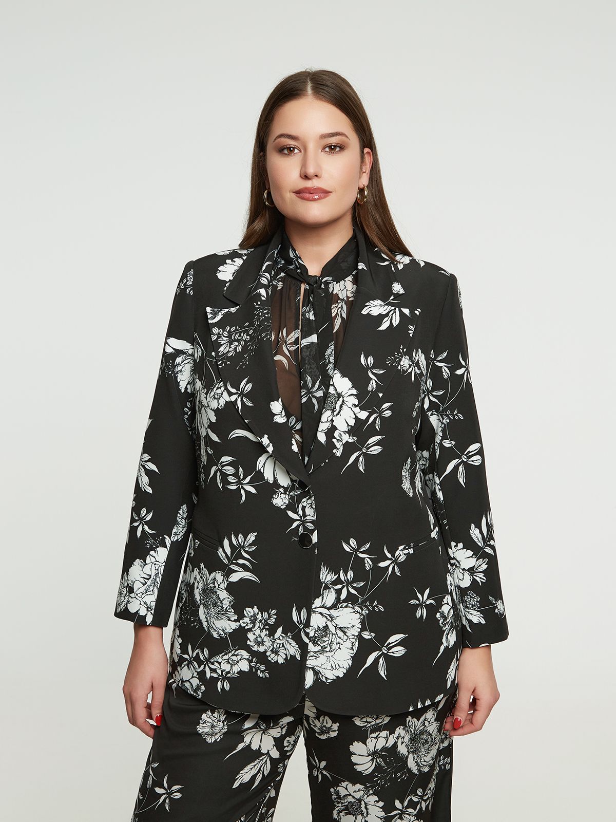 Tailored floral blazer