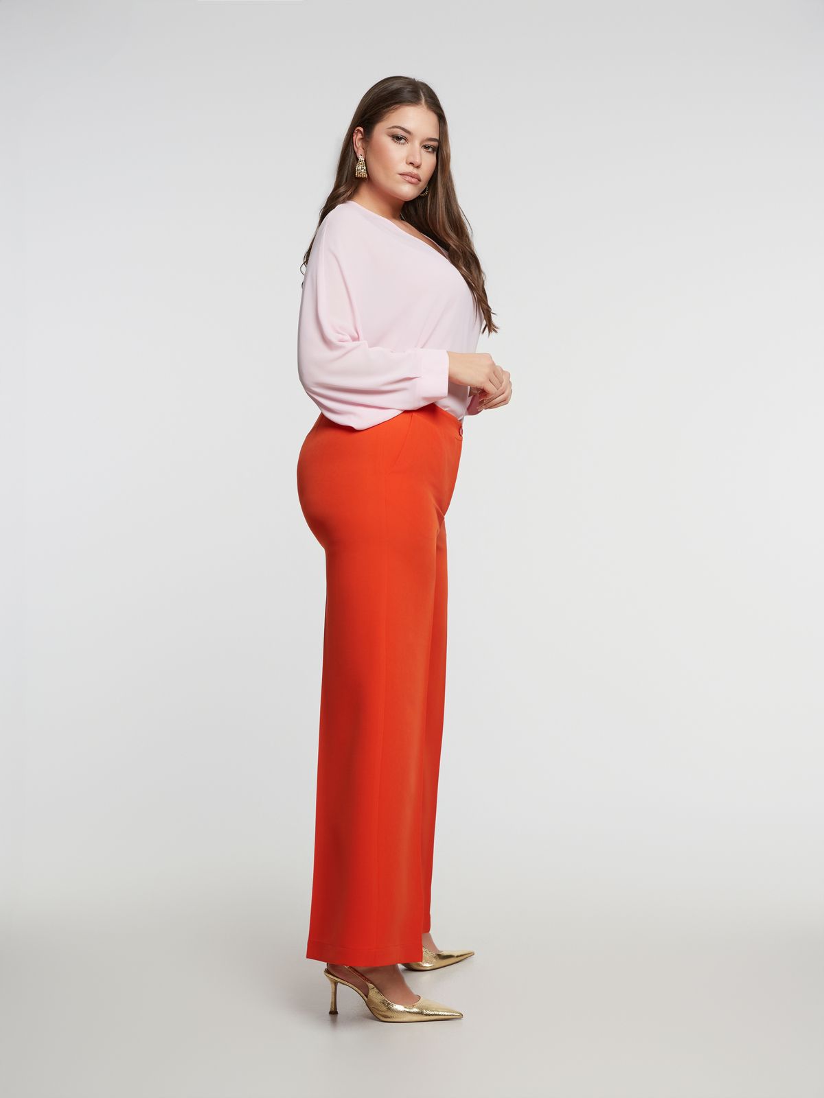 Tailored wide-leg trousers