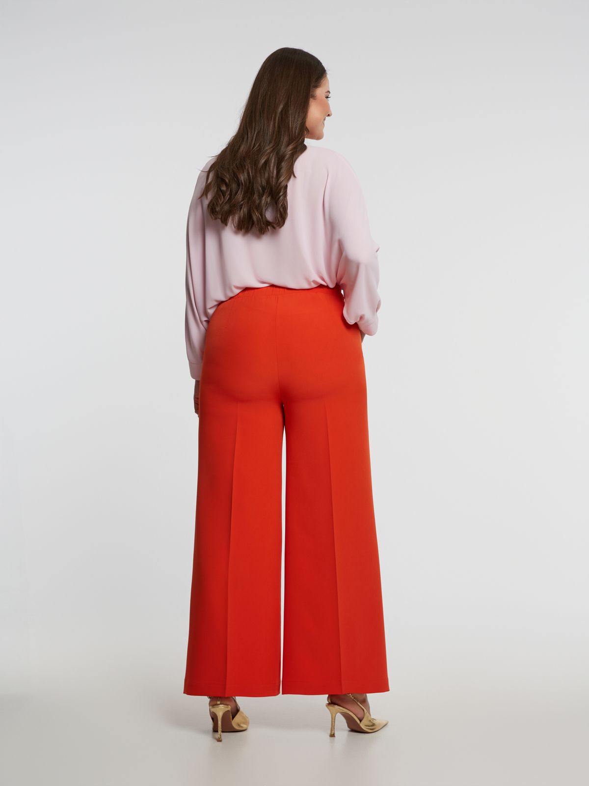 Tailored wide-leg trousers