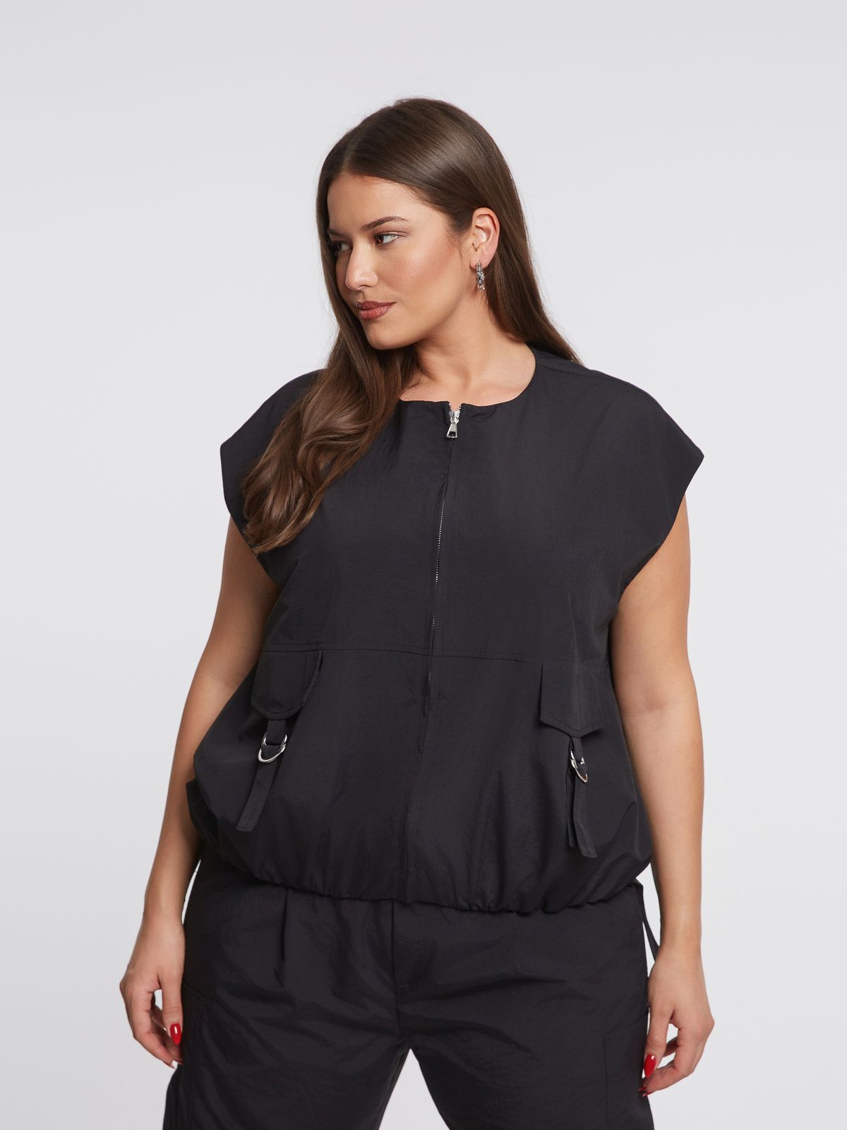 Technical zip-up vest with utility pocket details