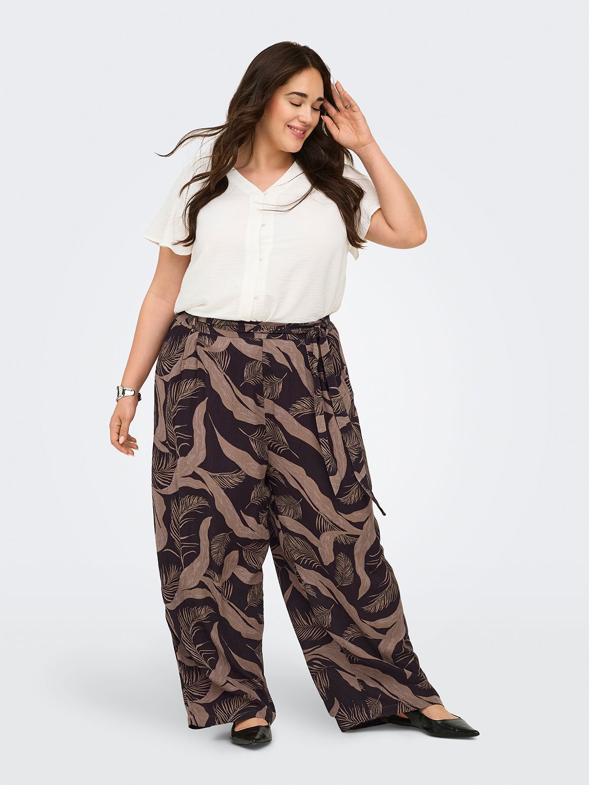 Carvilma regular fit trousers