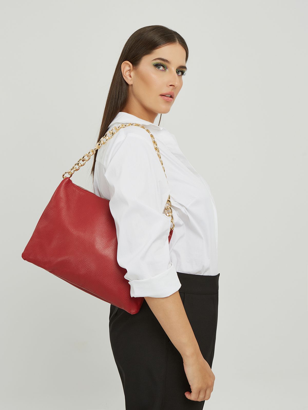 Chain detailed leather tote