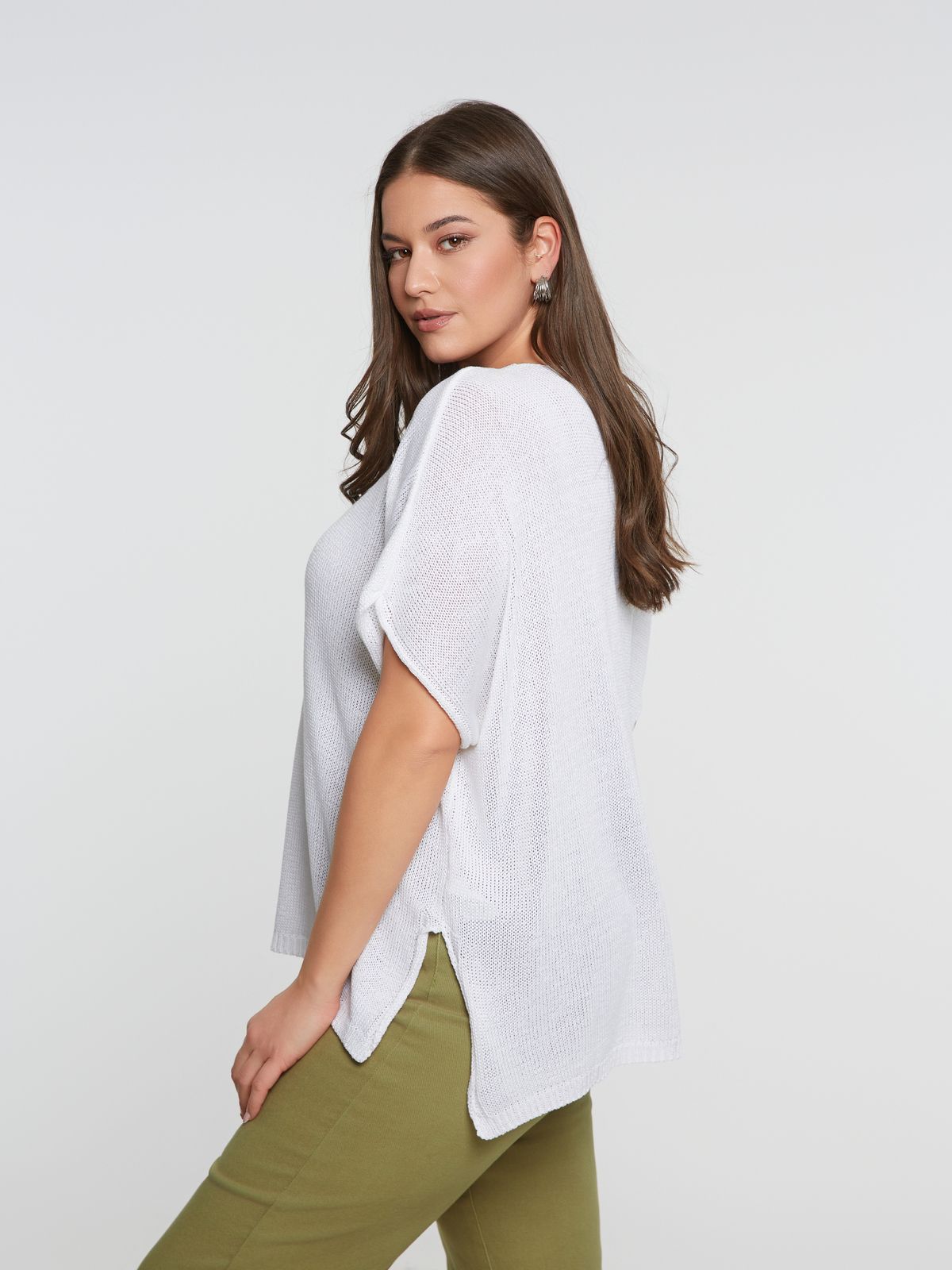 V-neck knit top with front detailing