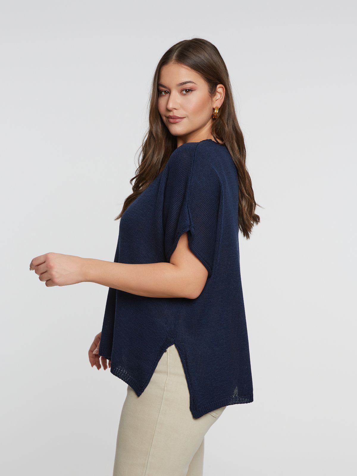 V-neck knit top with front detailing