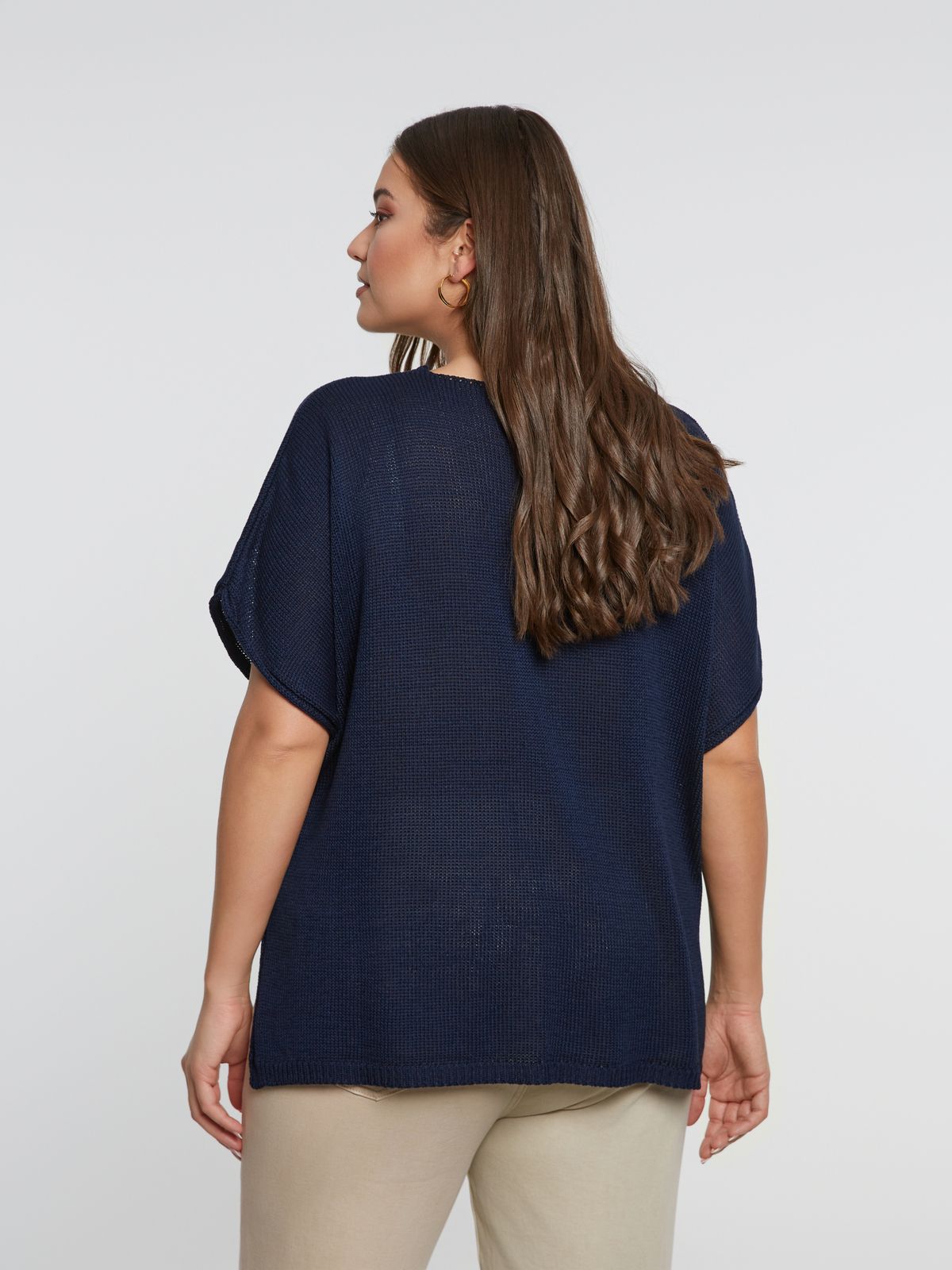 V-neck knit top with front detailing
