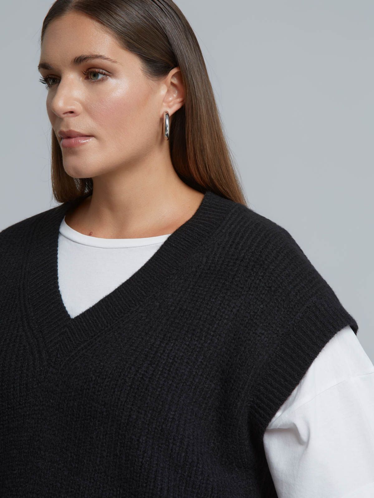 V-neck knit vest