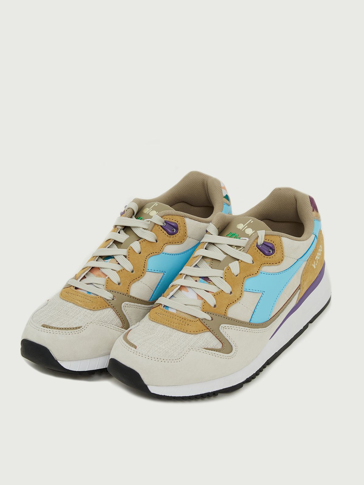 Camo V7000 Sneakers